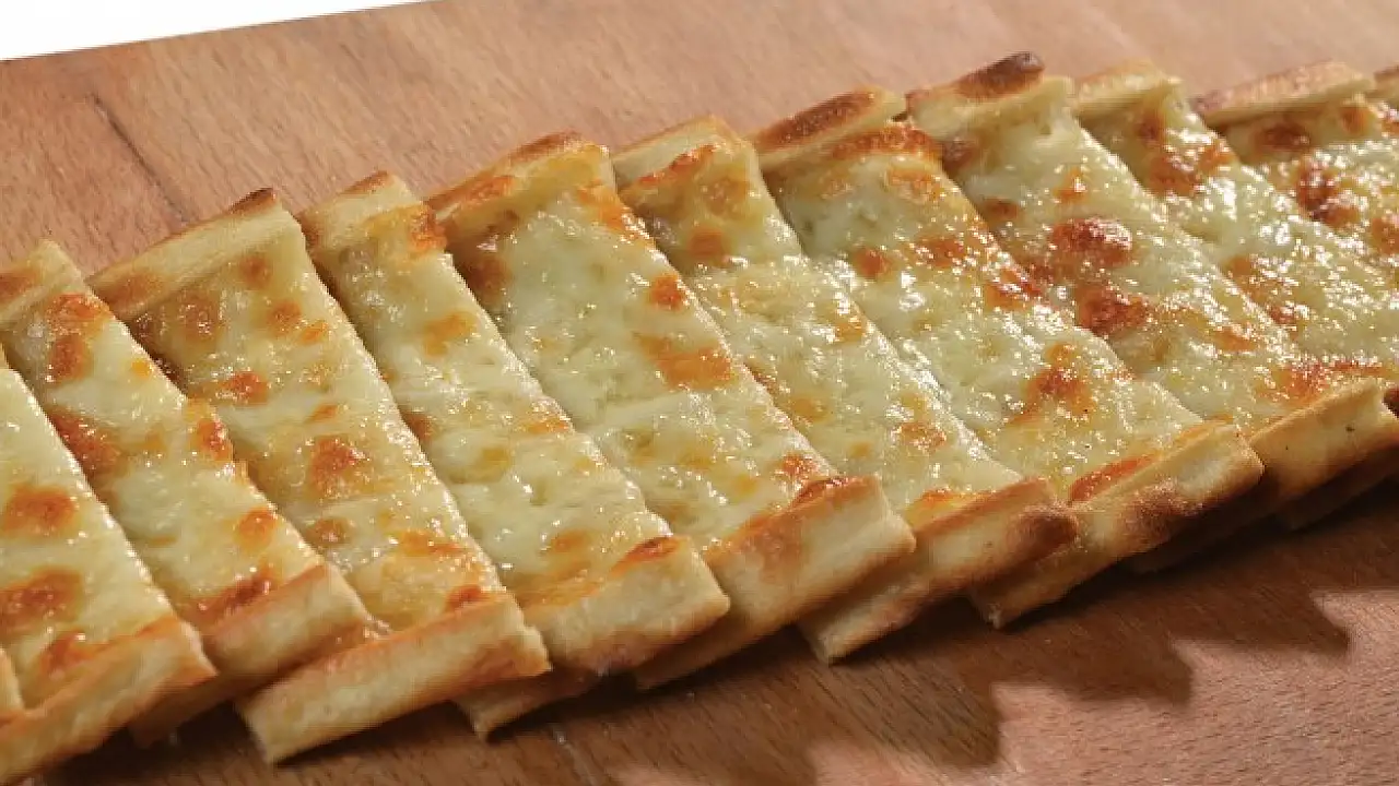 Kaşarlı Pide