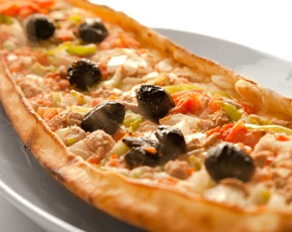 Ton Balıklı Pide
